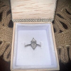 Elegant Silver Marquise Cut Ring